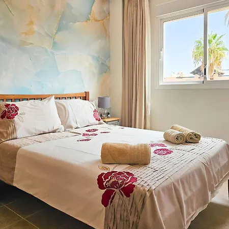 2 Bedroom Penthouse Sol With Sunny Terrace